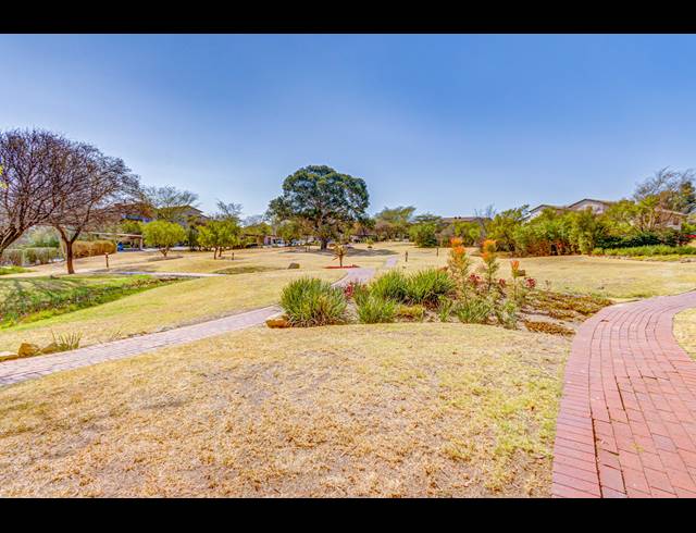 1 BEDROOM APARTMENT BLOCK FOR SALE IN JACKAL CREEK GOLF ESTATE